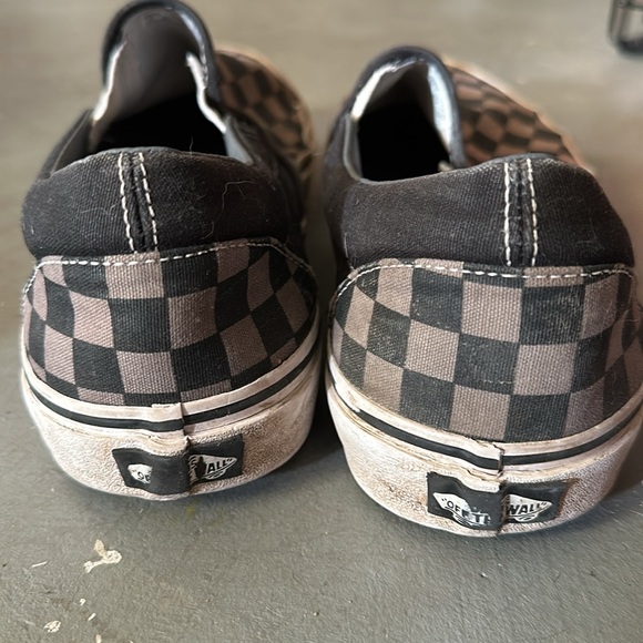 Gently used Vans, brown/black check pattern - Picture 3 of 3